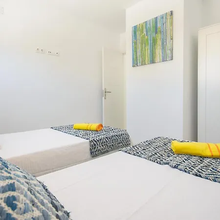 Tatil Evi Orange Volcano - Pool And Gym In Sport Center Fariones Included By Lanzarote Puerto del Carmen (Lanzarote)