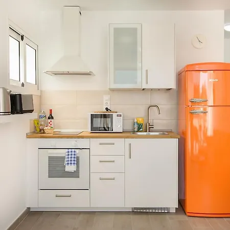 度假居 Orange Volcano - Pool And Gym In Sport Center Fariones Included By Lanzarote 卡门港